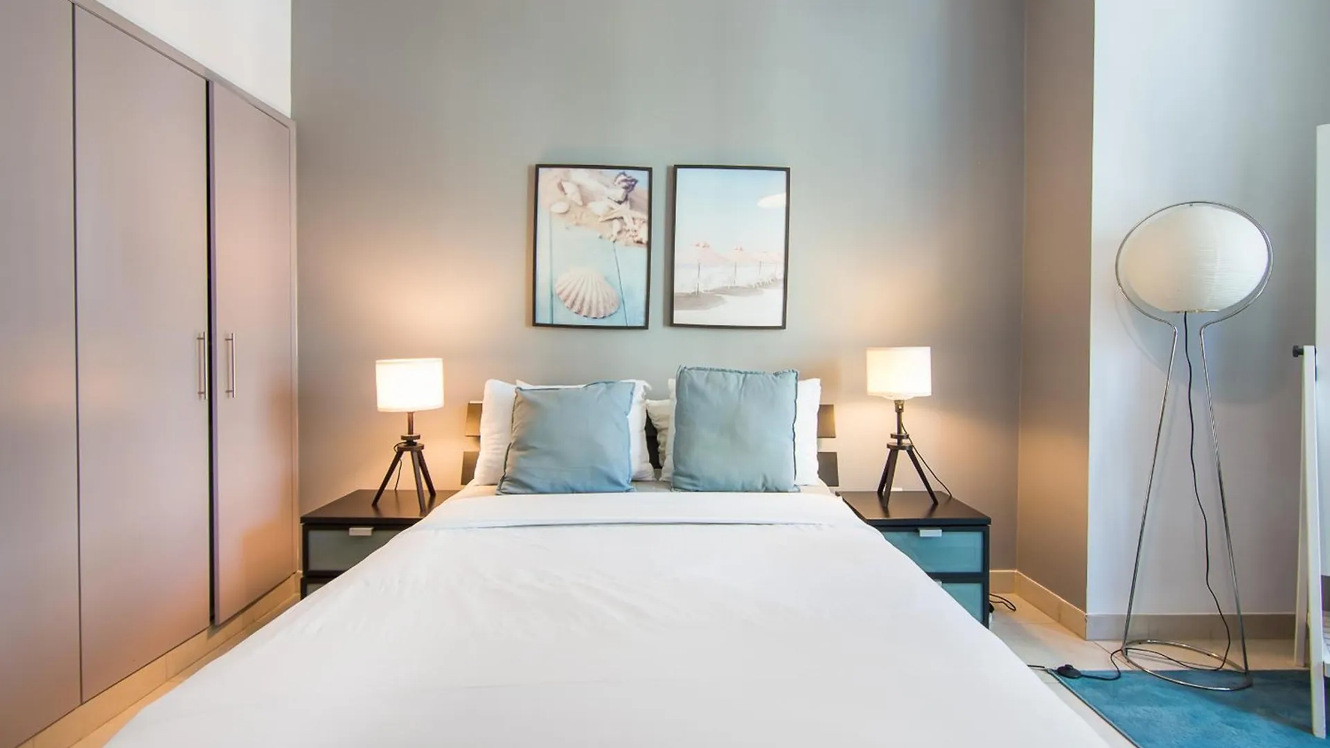 Marina Quays West-Charming 1-Br Retreat In The Heart Of Marina Apartment Dubai