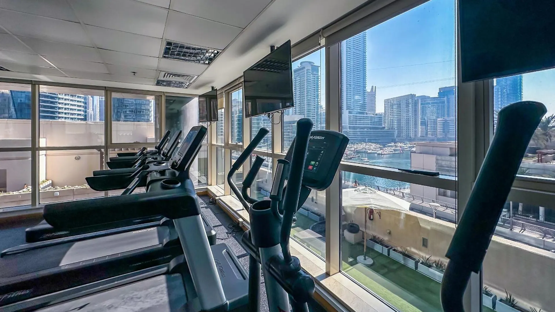Marina Quays West-Charming 1-Br Retreat In The Heart Of Marina Apartment Dubai United Arab Emirates